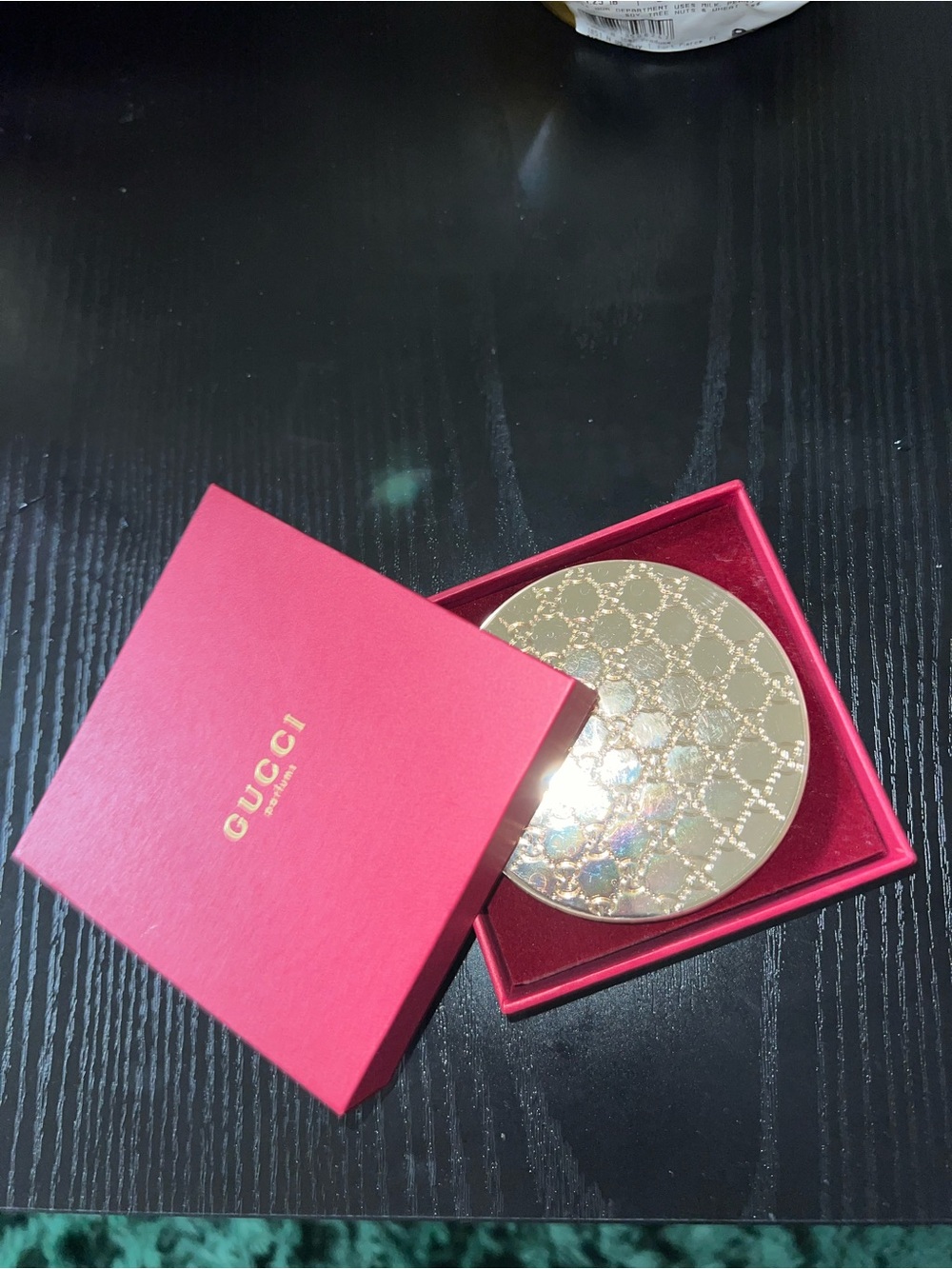Gucci Gold Compact Highlighter in Red Presentation Box